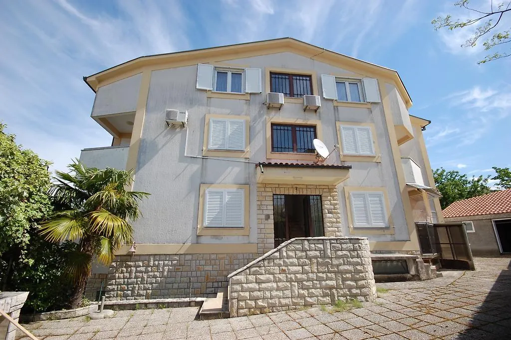 Apartment Amalia Malinska 0*,  Hırvatistan