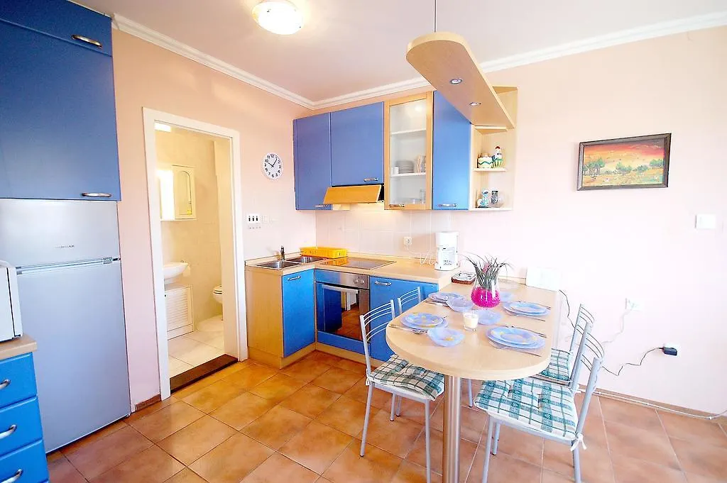 Apartment Amalia Malinska